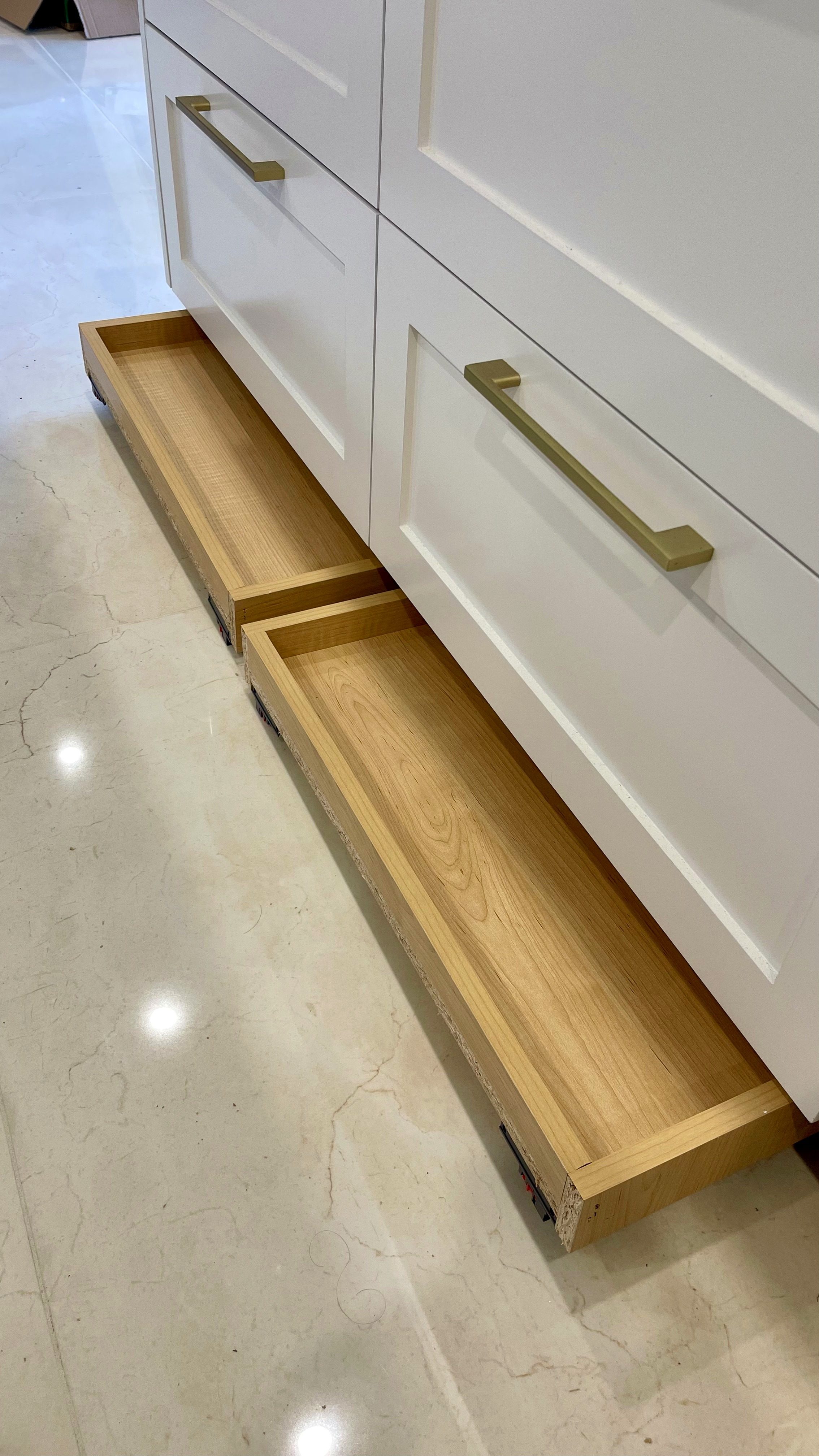 Custom kitchen — ALTO finish carpentry, West Island