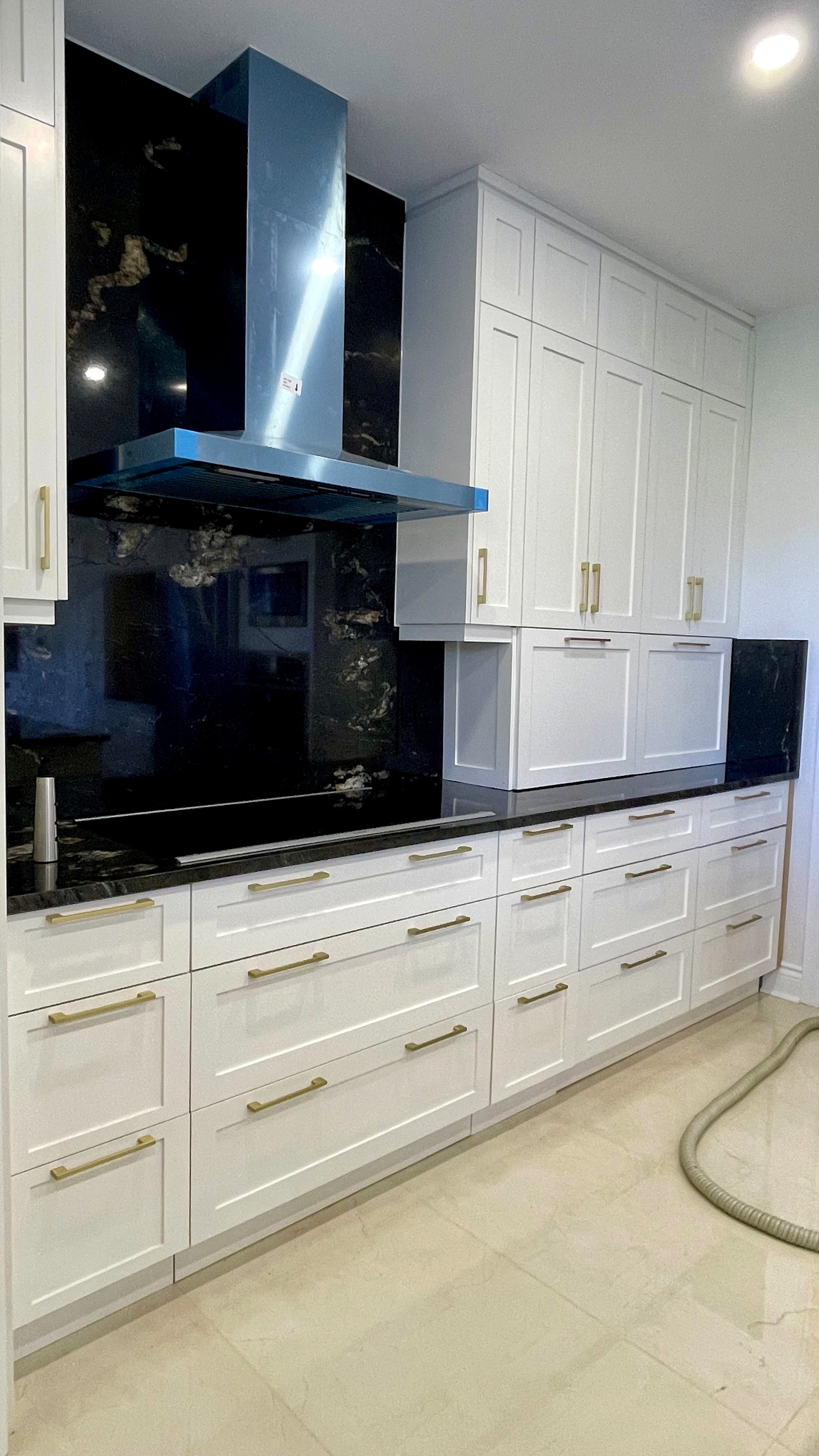 Custom kitchen — ALTO finish carpentry, West Island