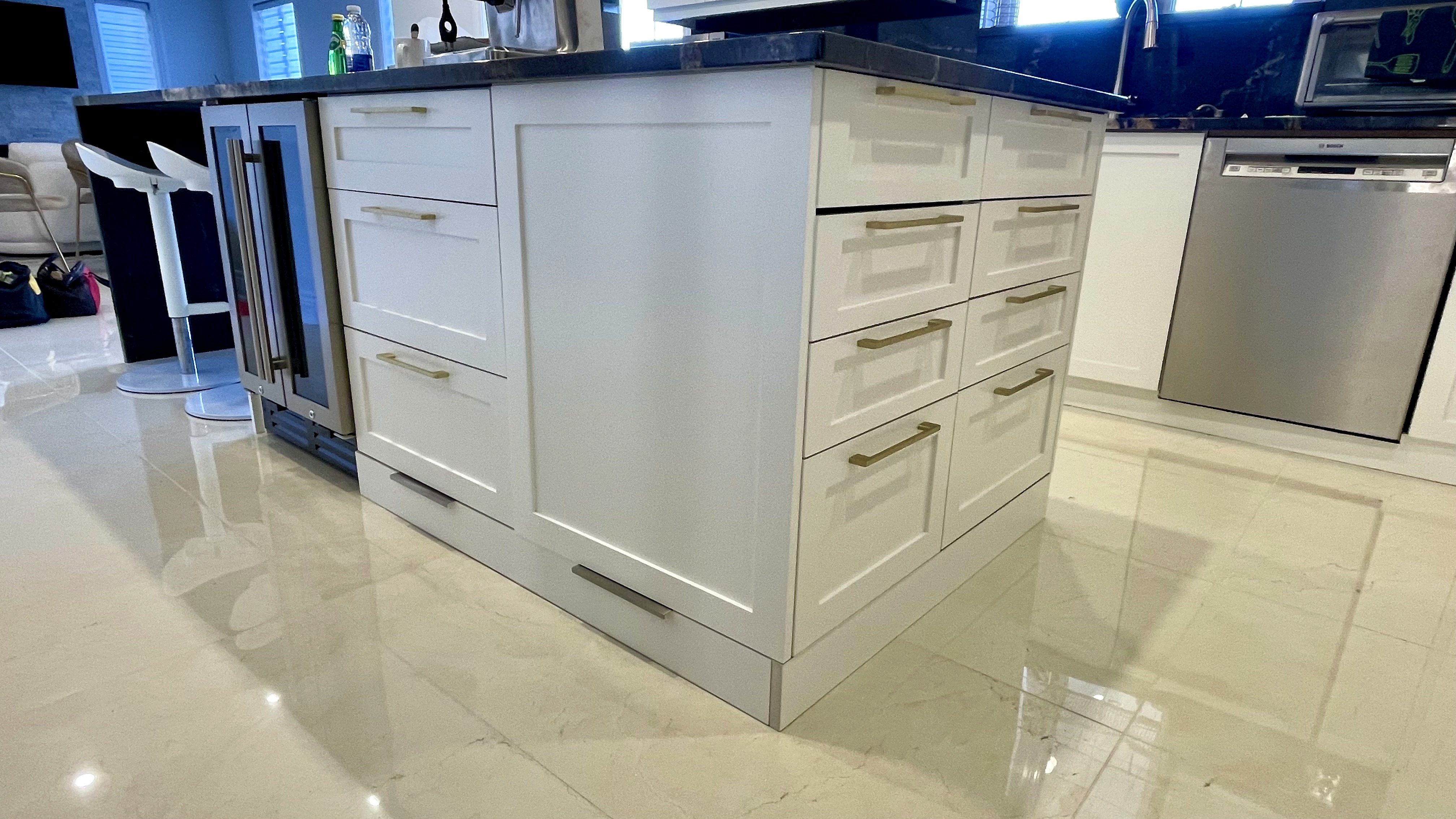 Custom kitchen — ALTO finish carpentry, West Island